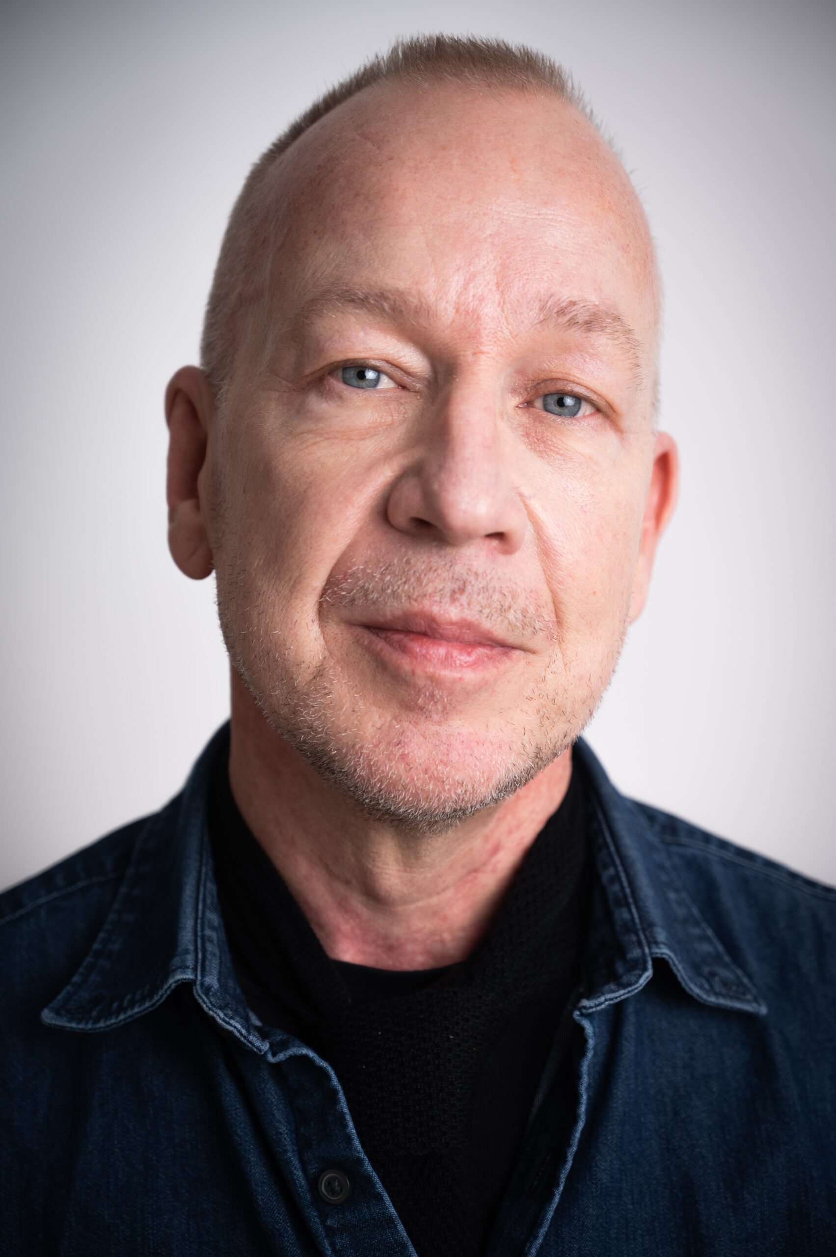 Simon Ekrelius – Costume Designer