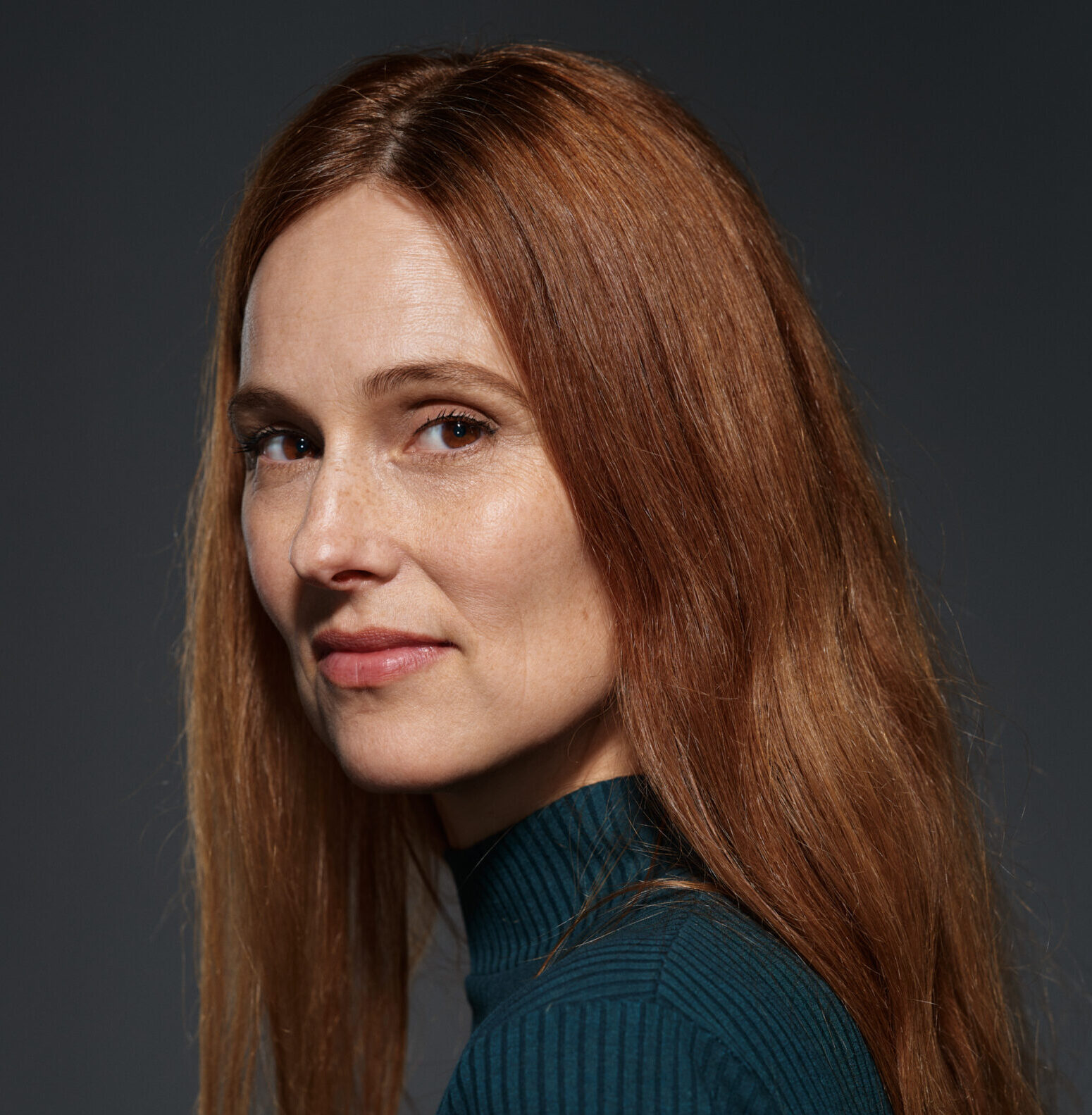 Anna Mercedes Bergion